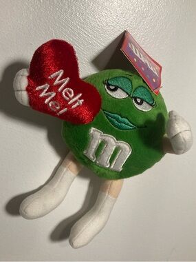 NWT VINTAGE 04 M&M'S Green Plush with Red Heart